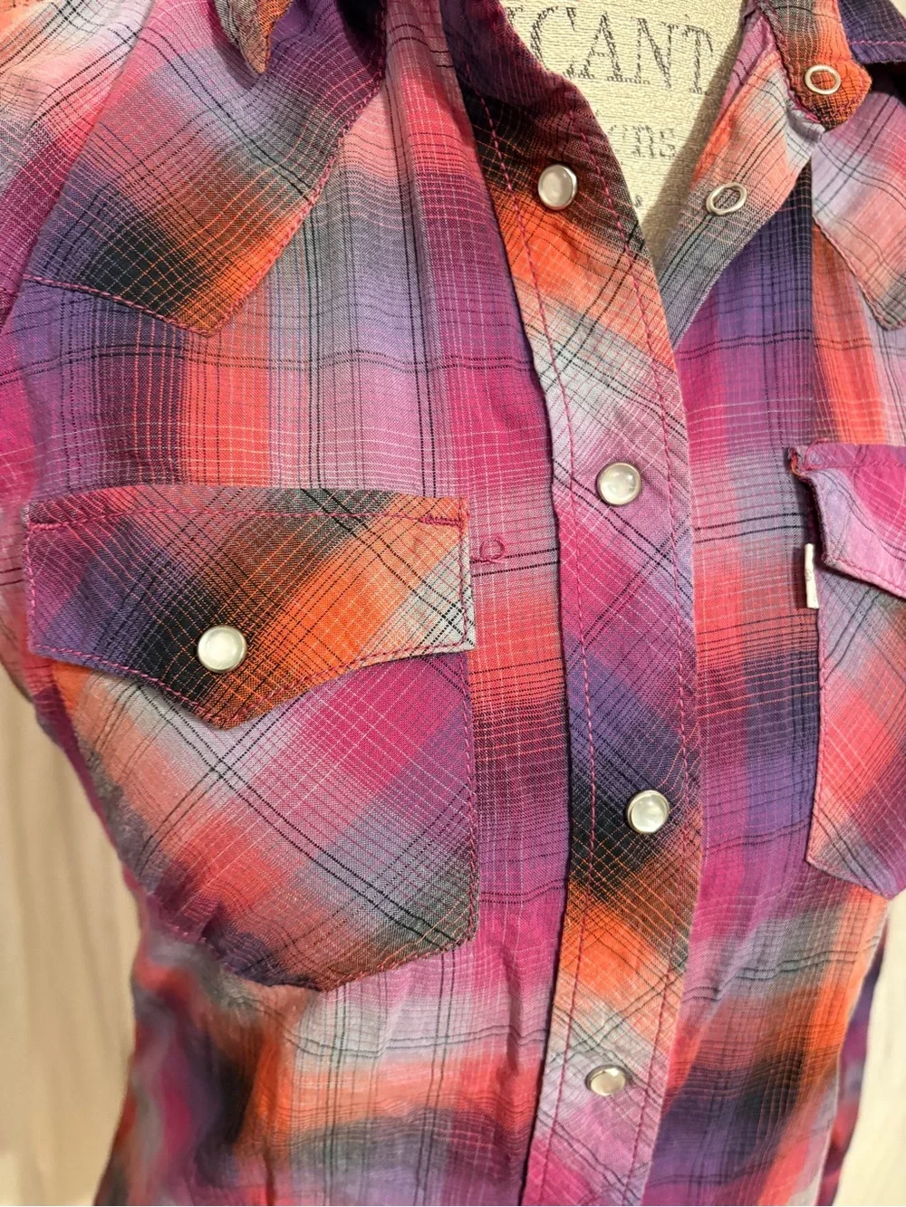 Levi’s plaid Button-Up Women's Shirt with pearl button snap